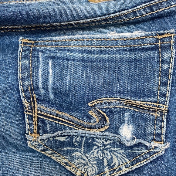 SOLD - Picture 3 of 4